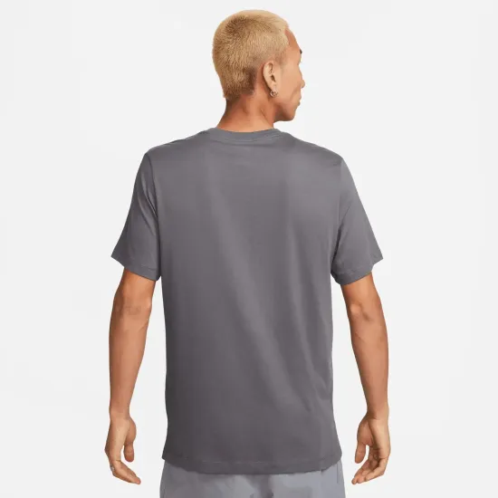 Футболка Nike Sportswear FQ3754-068