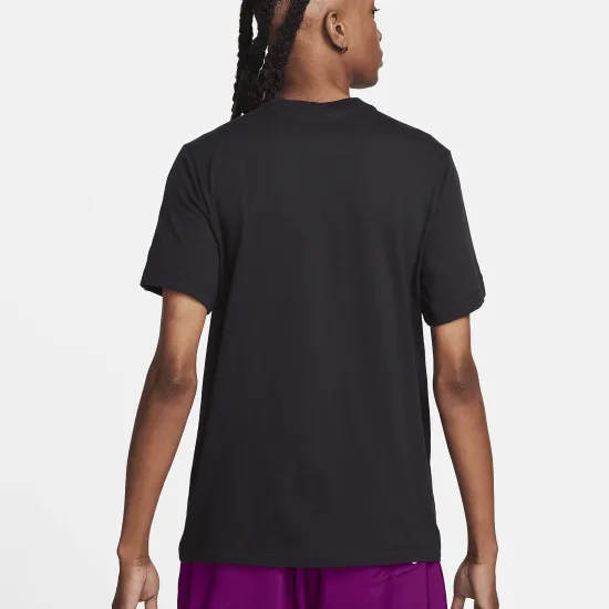 Футболка Nike Sportswear FQ3774-010