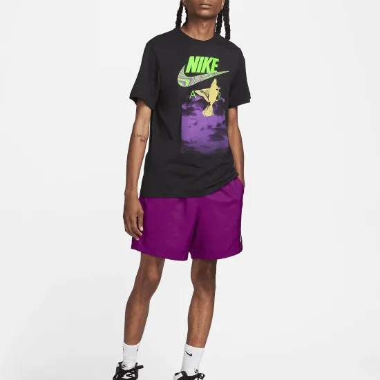 Футболка Nike Sportswear FQ3774-010