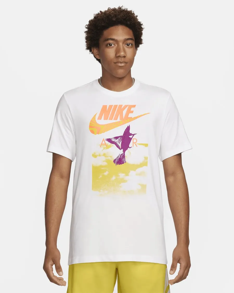 Футболка Nike Sportswear FQ3774-100