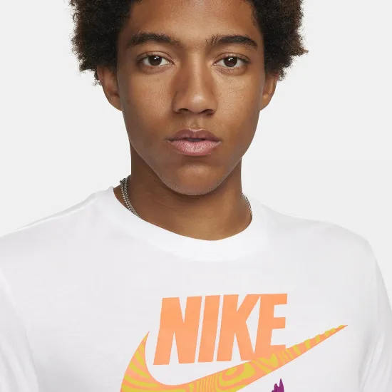 Футболка Nike Sportswear FQ3774-100