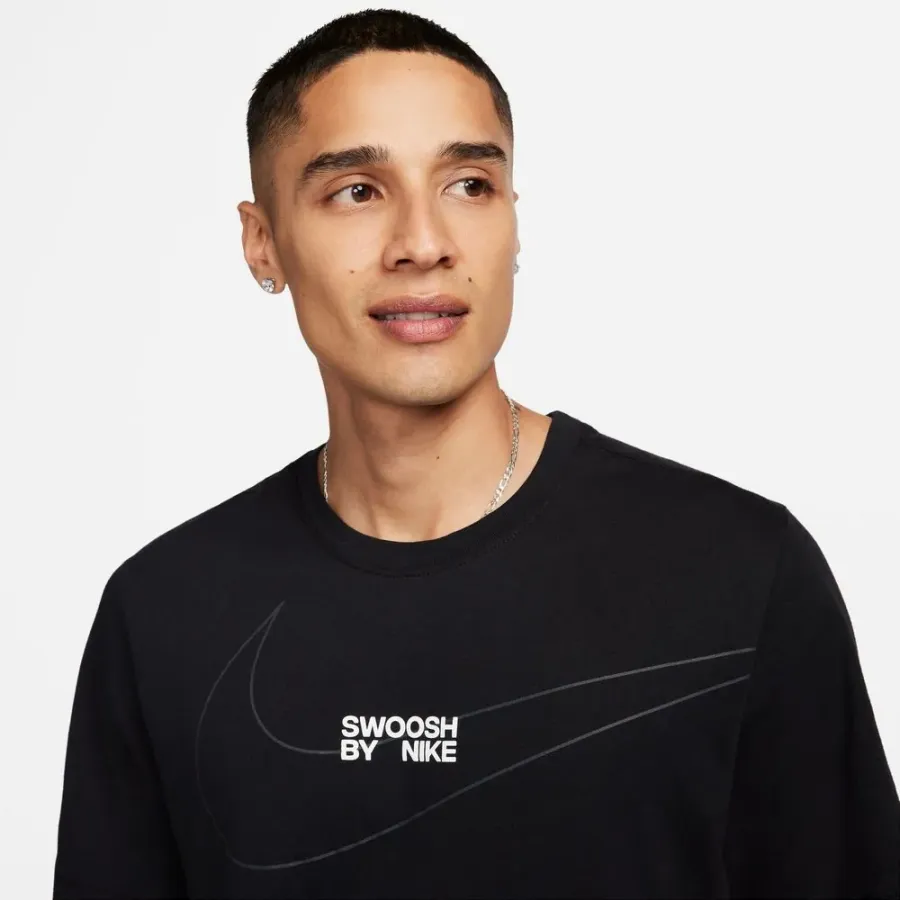 Футболка Nike Sportswear Tee Big Swoosh FQ3785-010