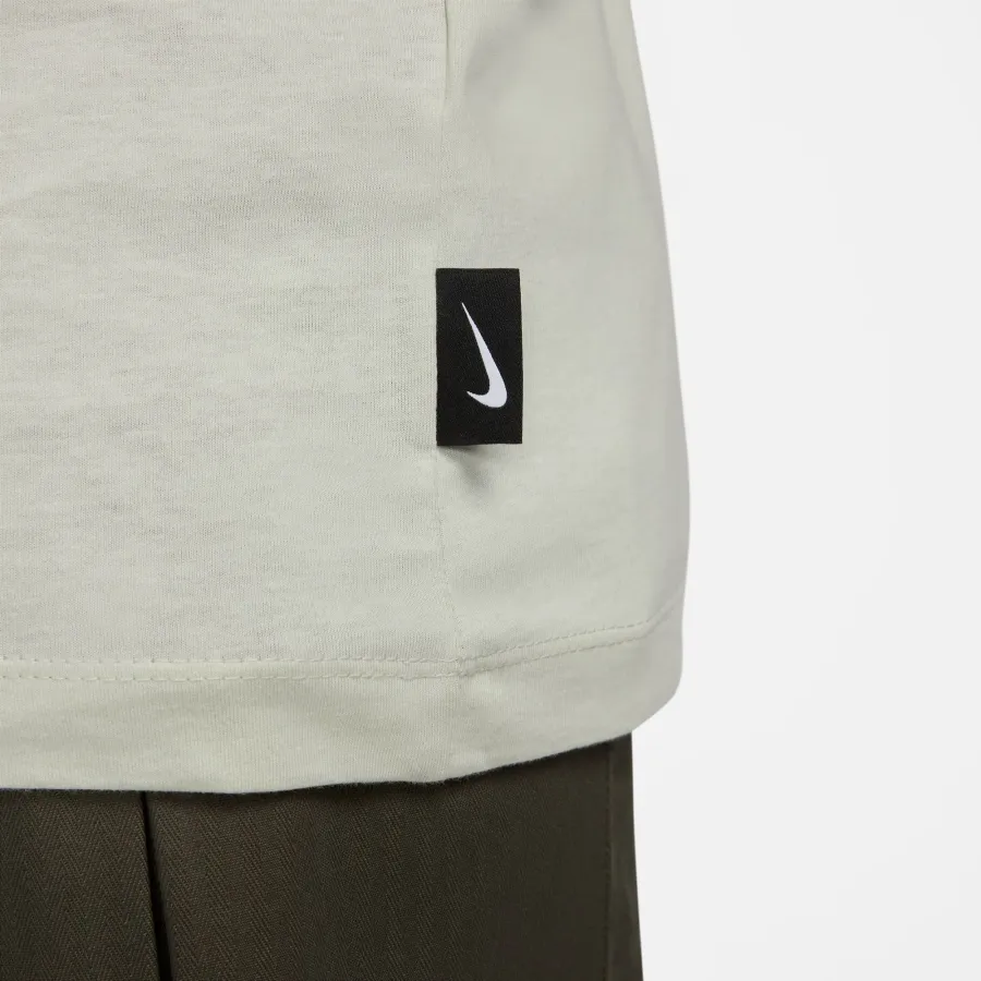 Футболка Nike Sportswear Tee Big Swoosh FQ3785-020