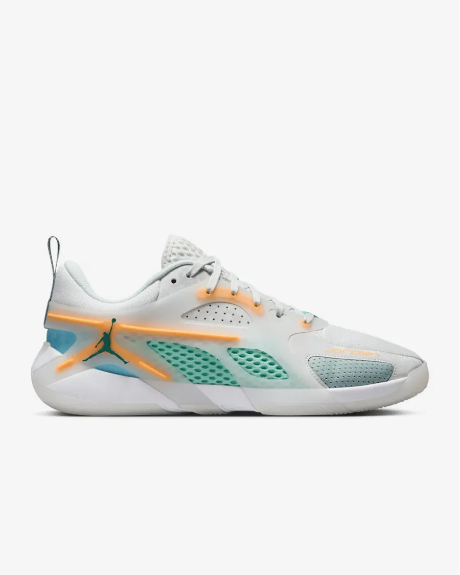 Кросівки Nike Air Jordan Heir Series FQ3858-101