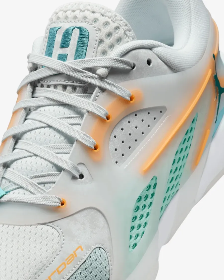 Кросівки Nike Air Jordan Heir Series FQ3858-101