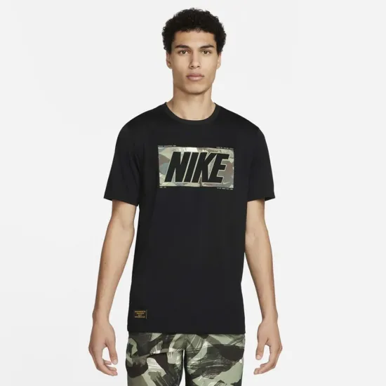Футболка Nike Dri-FIT Fitness FQ3885-010