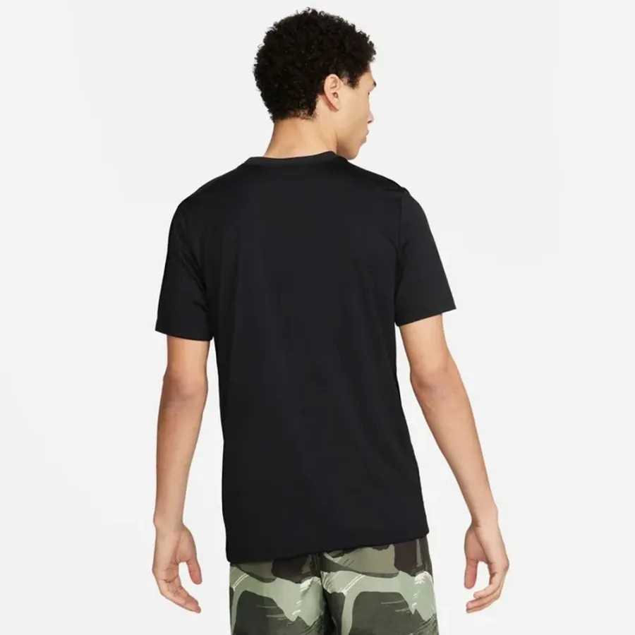 Футболка Nike Dri-FIT Fitness FQ3885-010