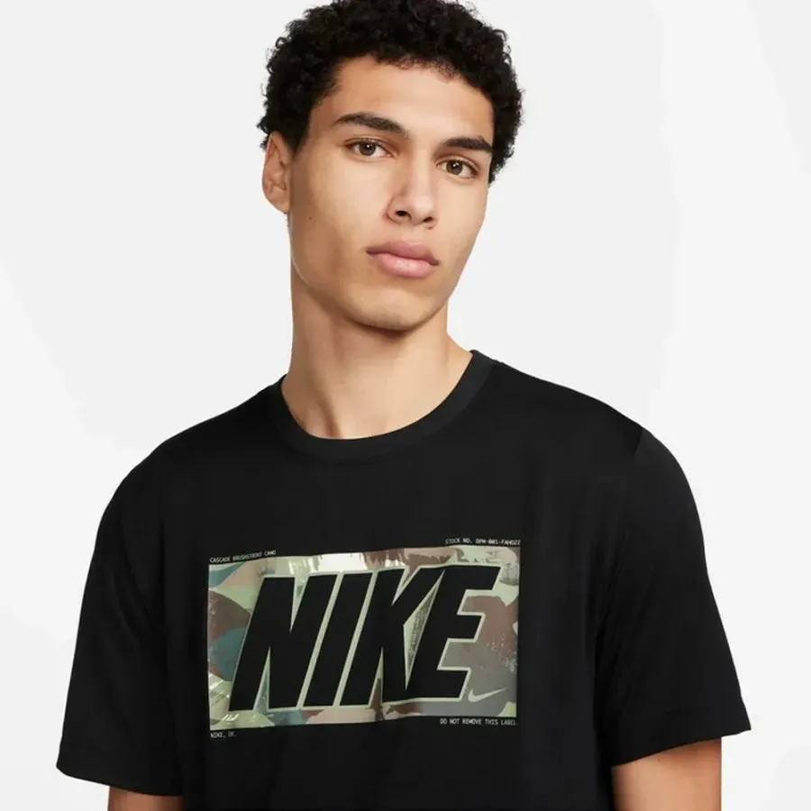 Футболка Nike Dri-FIT Fitness FQ3885-010