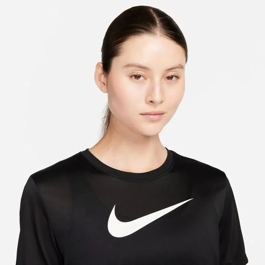 Футболка Nike Dri-FIT Graphic FQ4975-011
