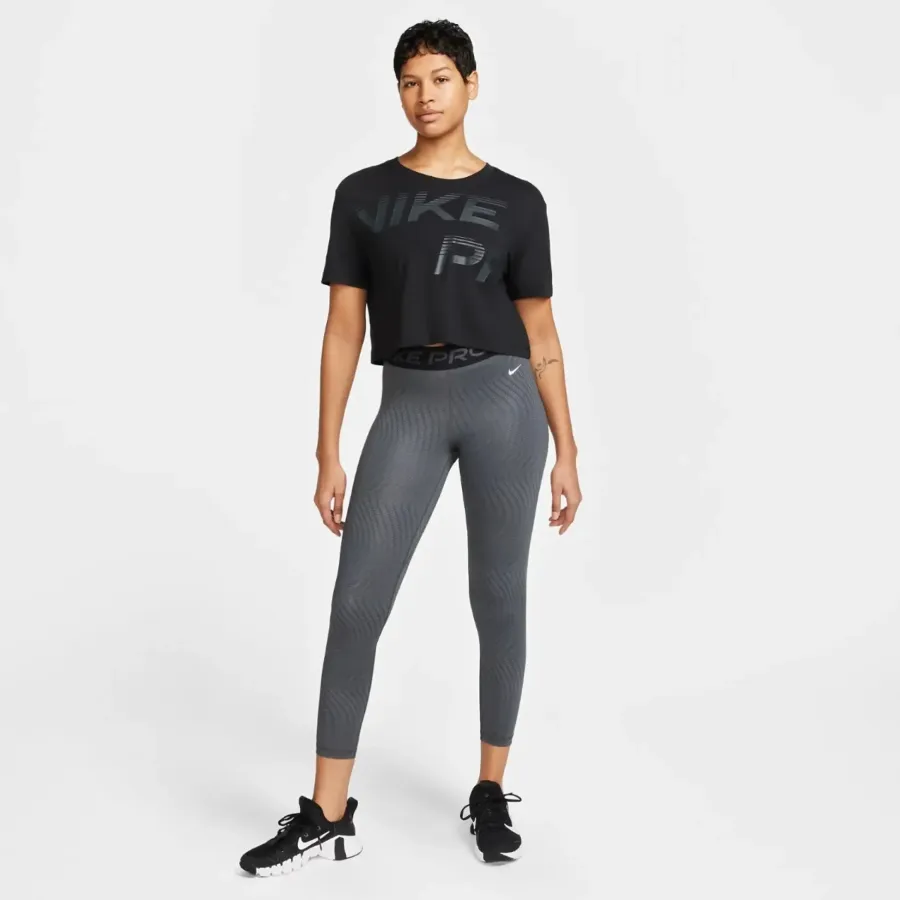 Футболка Nike Dri-FIT Pro Graphic Short-Sleeve FQ4985-010