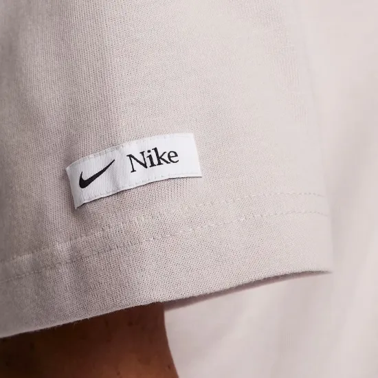 Футболка Nike Sportswear Classic FQ6600-019