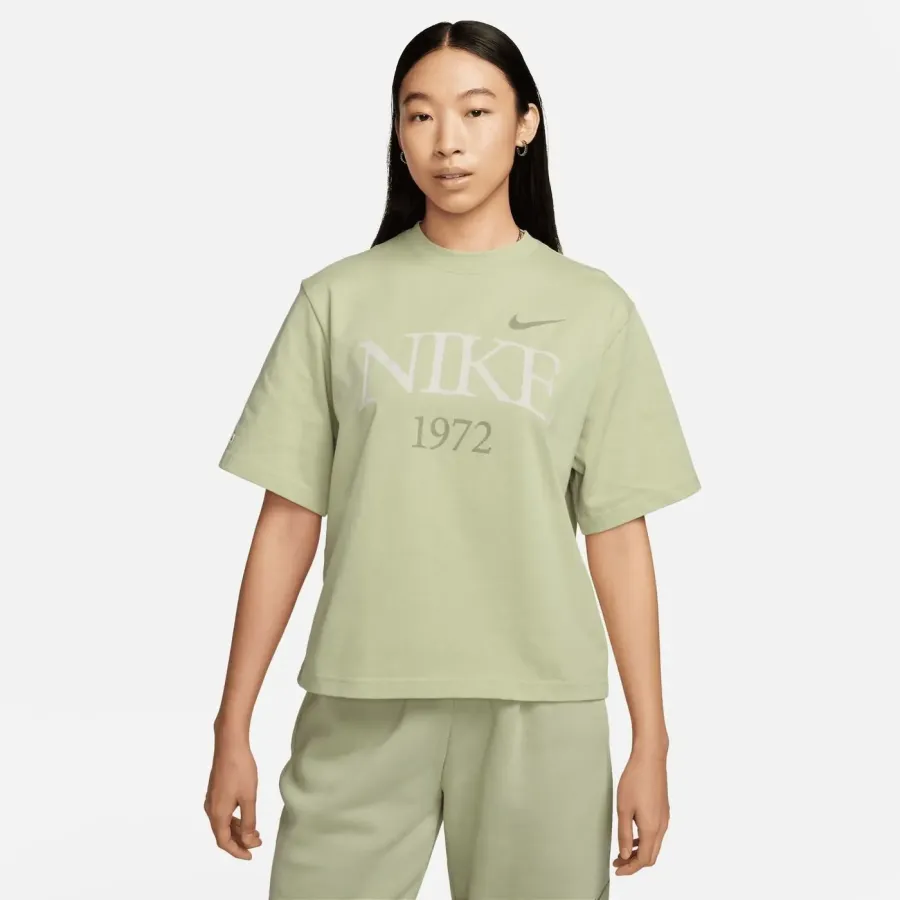 Футболка Nike Sportswear Classic FQ6600-371