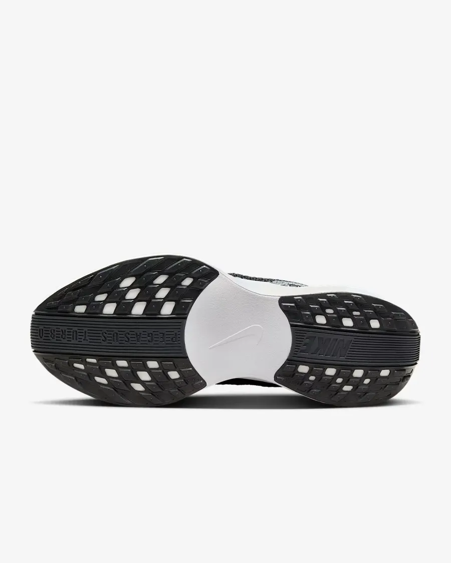 Кросівки Nike Pegasus Plus FQ7261-002