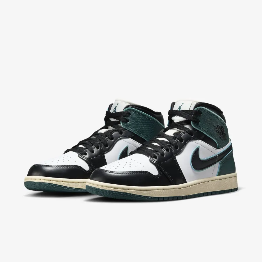 Кросівки Nike Air Jordan 1 Mid SE FQ7818-100