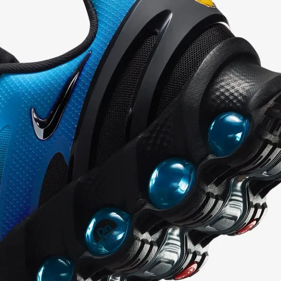Кросівки Nike Air Max DN8 FQ7860-001