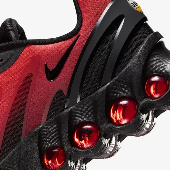 Кросівки Nike Air Max DN8 FQ7860-008