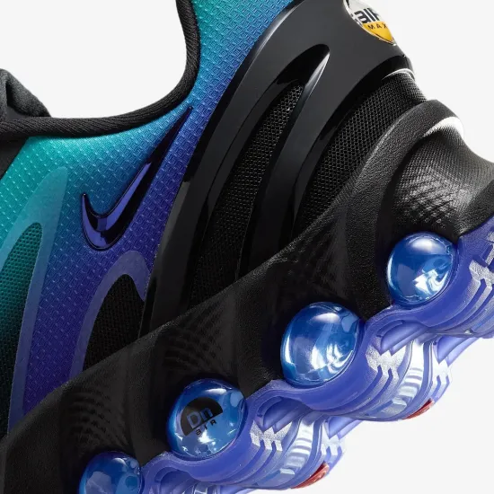 Кросівки Nike Air Max DN8 FQ7860-500
