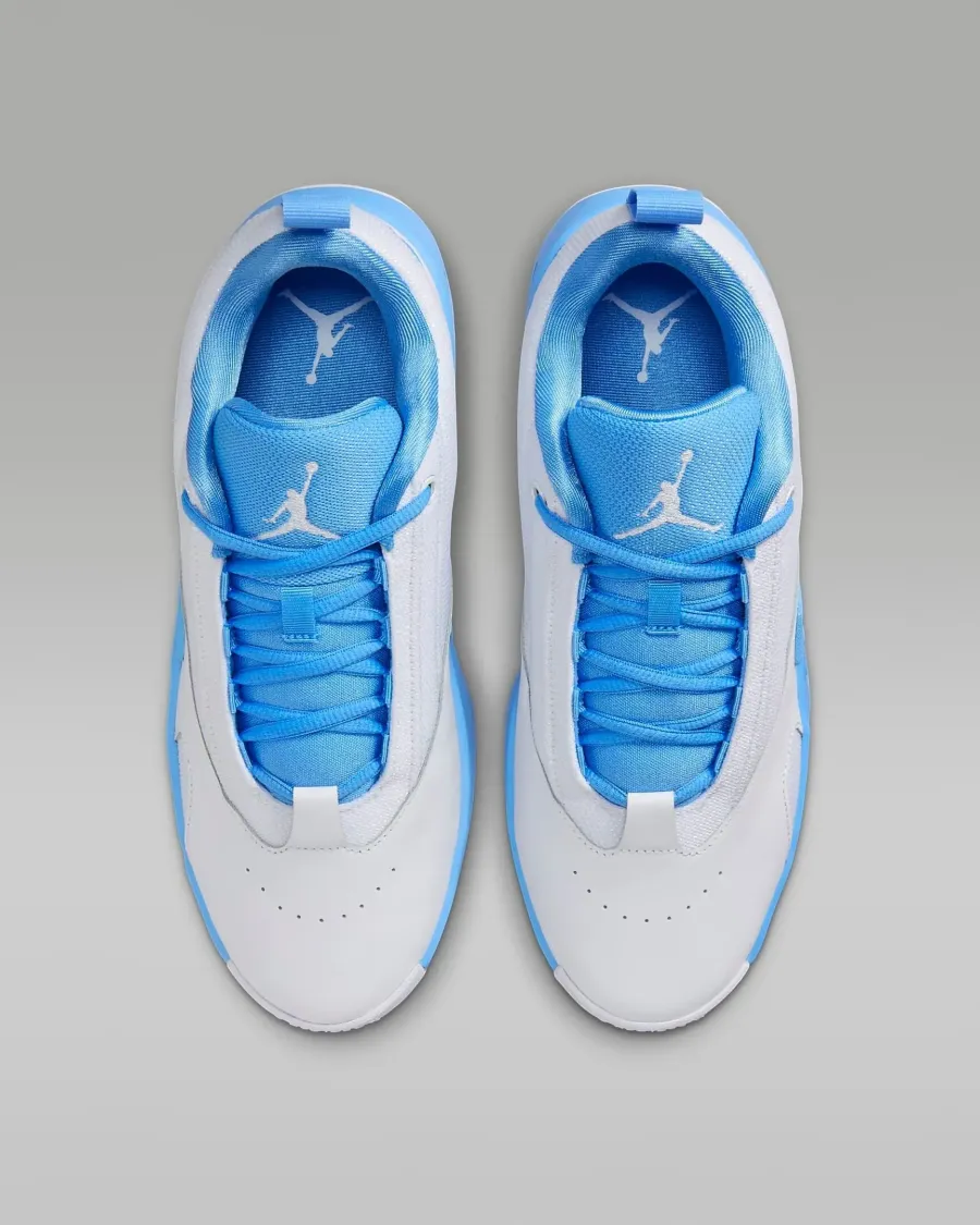 Кросівки Nike Air Jordan Max Aura 6 FQ7943-100