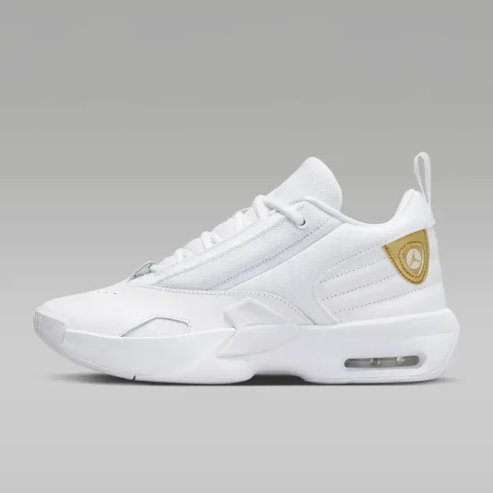 Кросівки Nike Air Jordan Max Aura 6 FQ7943-117