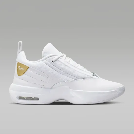 Кросівки Nike Air Jordan Max Aura 6 FQ7943-117
