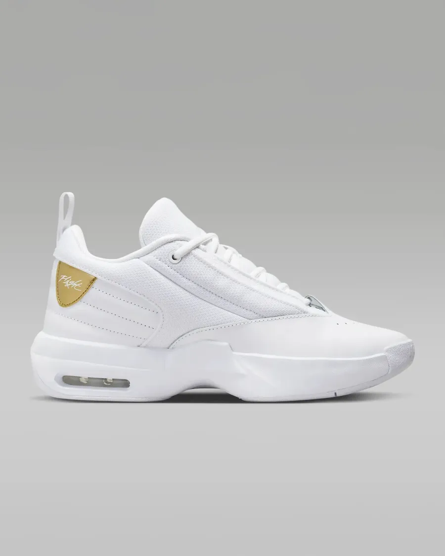 Кросівки Nike Air Jordan Max Aura 6 FQ7943-117