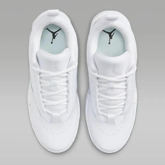 Кросівки Nike Air Jordan Max Aura 6 FQ7943-117