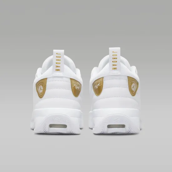 Кросівки Nike Air Jordan Max Aura 6 FQ7943-117