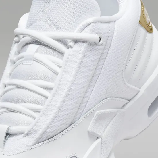 Кросівки Nike Air Jordan Max Aura 6 FQ7943-117