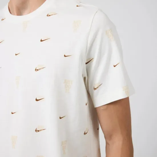Футболка Nike Sportswear Tee M90 12-Month All-Over Print FQ8036-133