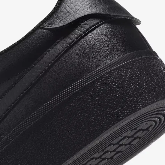 Кросівки Nike Court Shot FQ8146-001