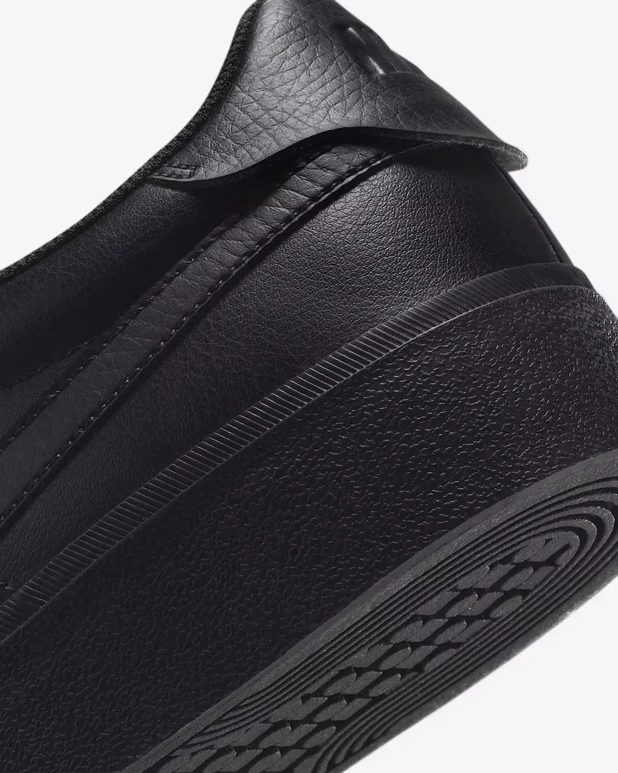 Кросівки Nike Court Shot FQ8146-001