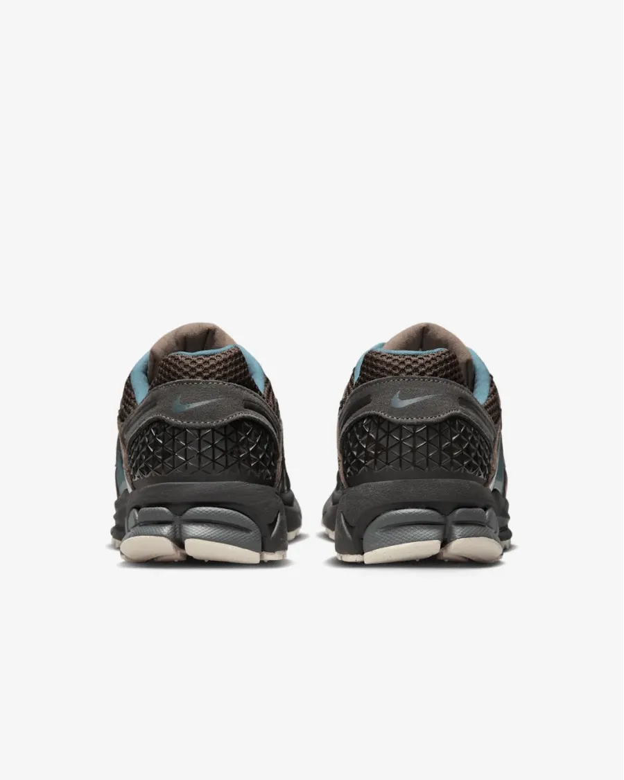 Кросівки Nike Zoom Vomero 5 FQ8174-237