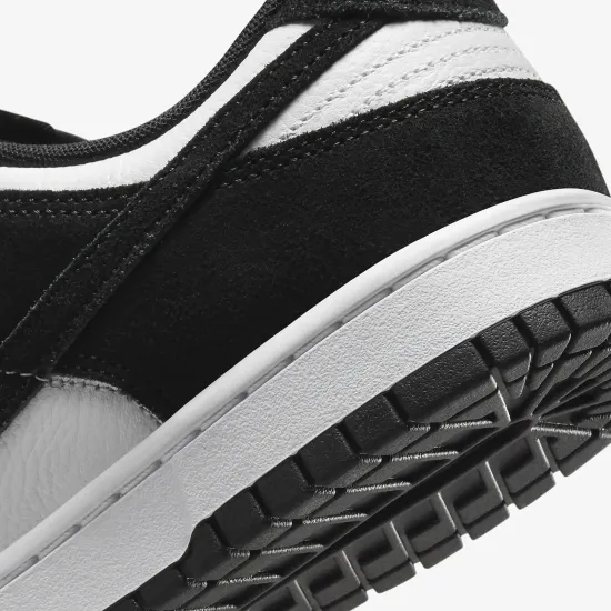 Кросівки Nike Dunk Low Retro SE FQ8249-100