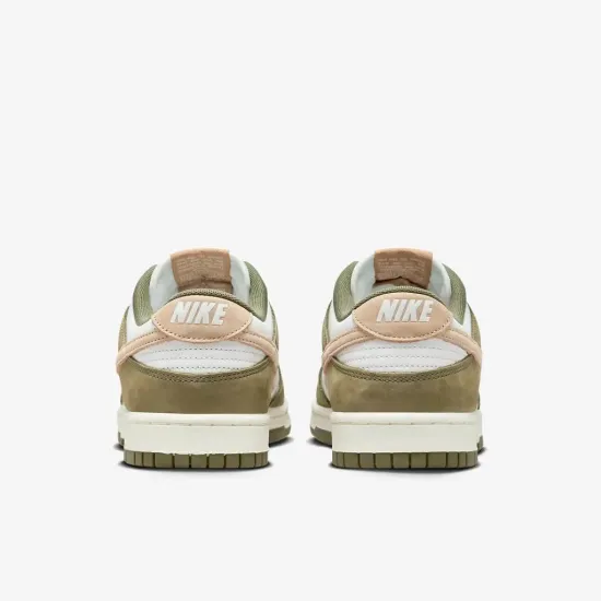 Кросівки Nike Dunk Low Retro Premium FQ8250-200