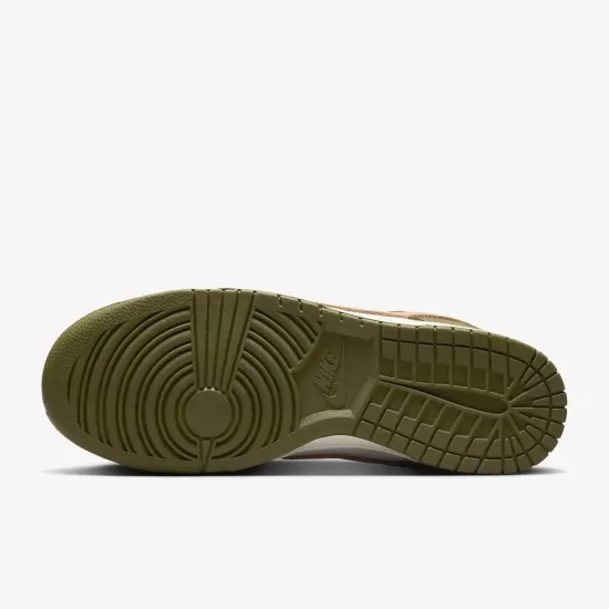 Кросівки Nike Dunk Low Retro Premium FQ8250-200