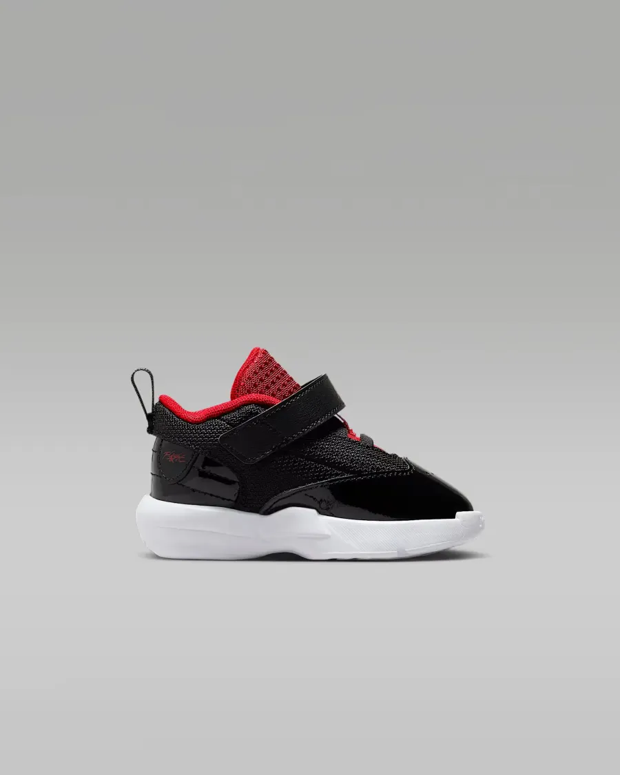 Кросівки Nike Air Jordan Max Aura 6 FQ8296-006