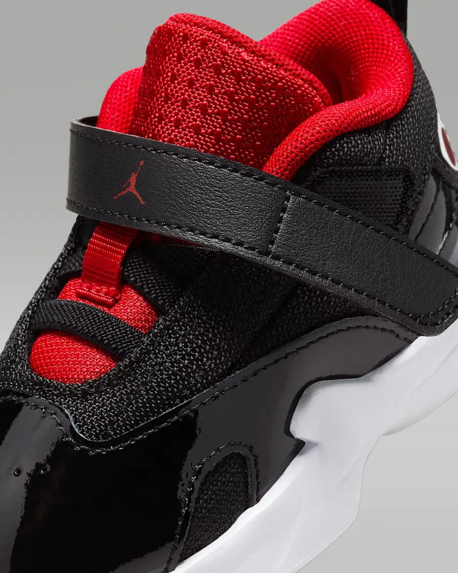 Кросівки Nike Air Jordan Max Aura 6 FQ8296-006