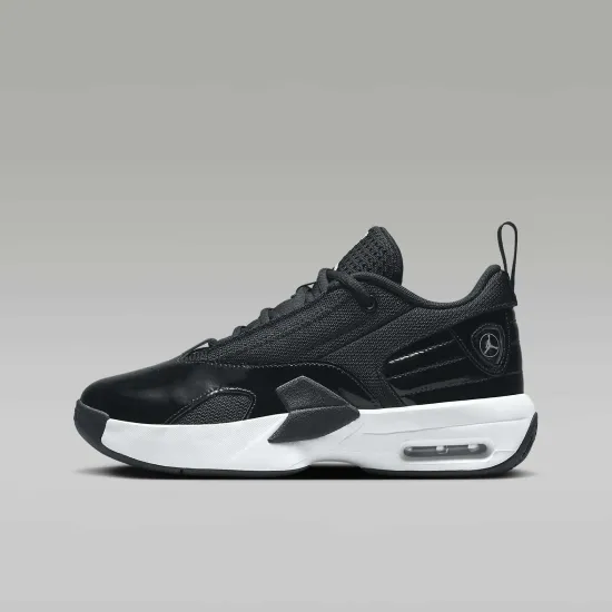 Кросівки Nike Air Jordan Max Aura 6 FQ8297-010