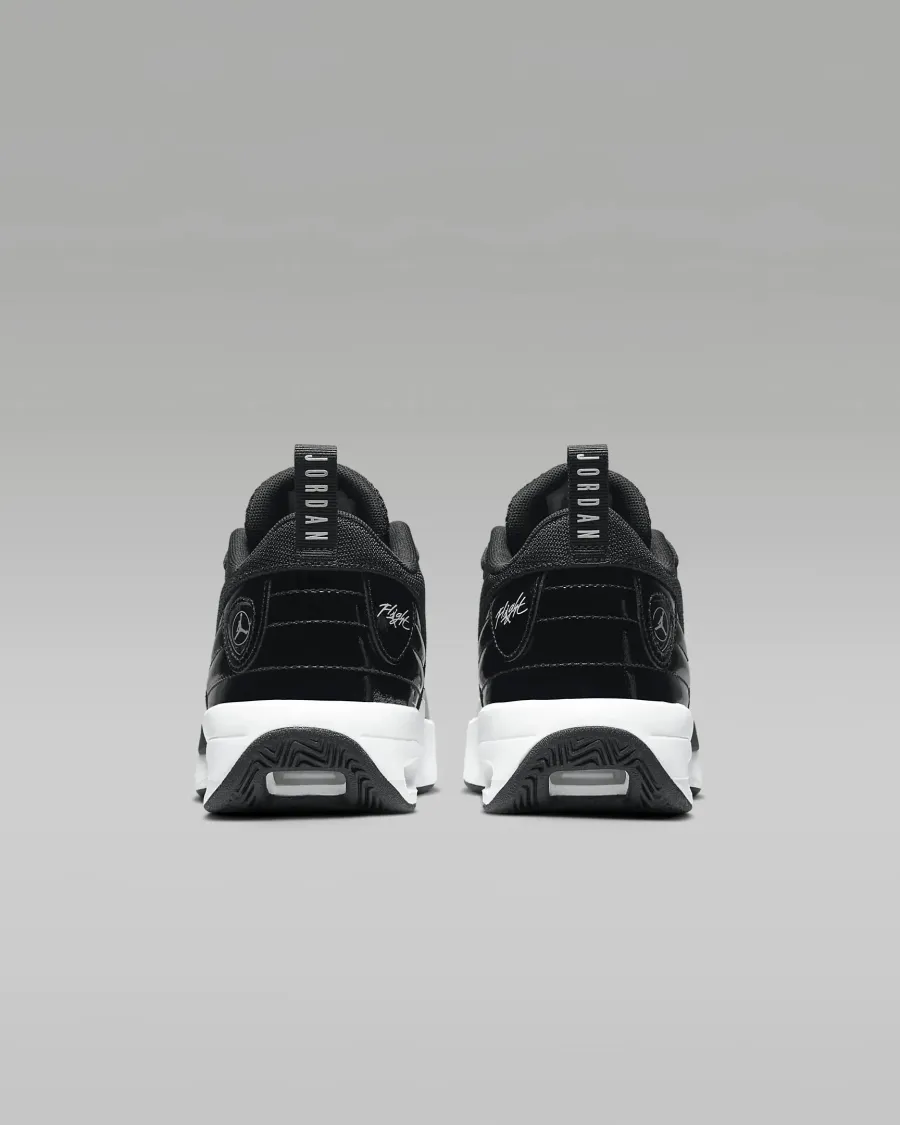 Кросівки Nike Air Jordan Max Aura 6 FQ8297-010