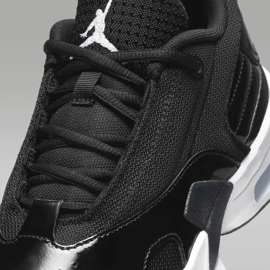Кросівки Nike Air Jordan Max Aura 6 FQ8297-010