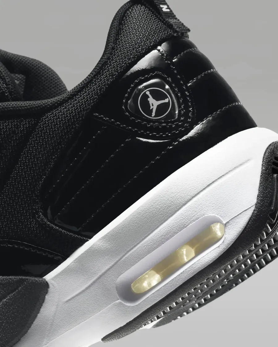 Кросівки Nike Air Jordan Max Aura 6 FQ8297-010