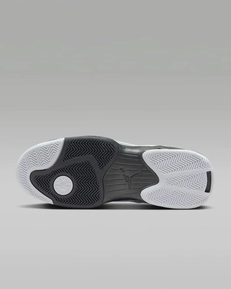 Кросівки Nike Air Jordan Max Aura 6 FQ8298-101