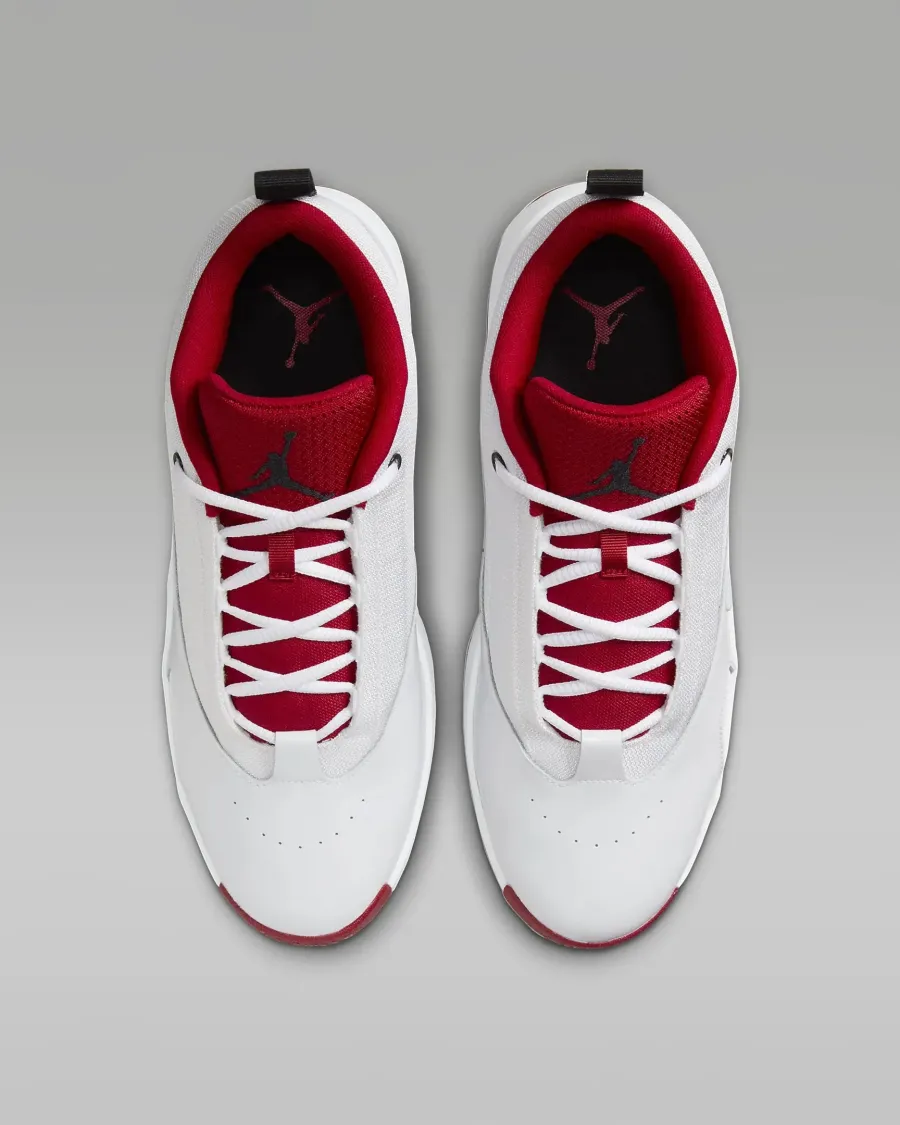 Кросівки Nike Air Jordan Max Aura 6 FQ8298-106