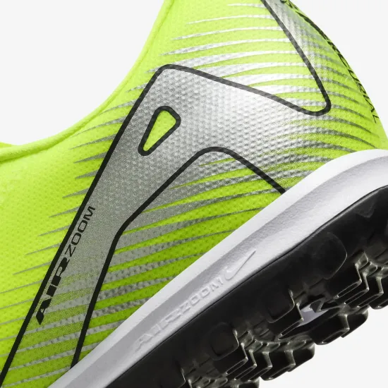 Сороконіжки Nike Air Zoom Mercurial Vapor 16 Academy TF FQ8449-700