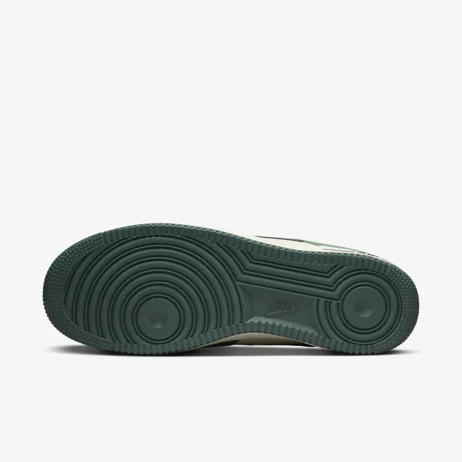 Кросівки Nike Air Force 1 '07 Vintage FQ8713-100
