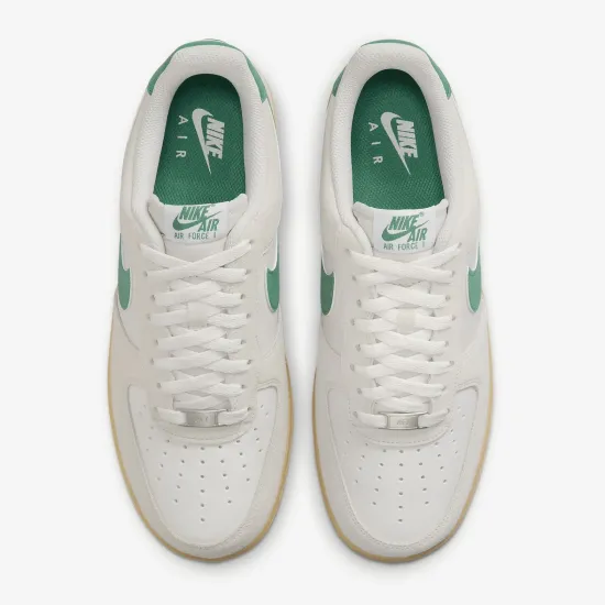 Кросівки Nike Air Force 1 07 Lv8  FQ8714-001