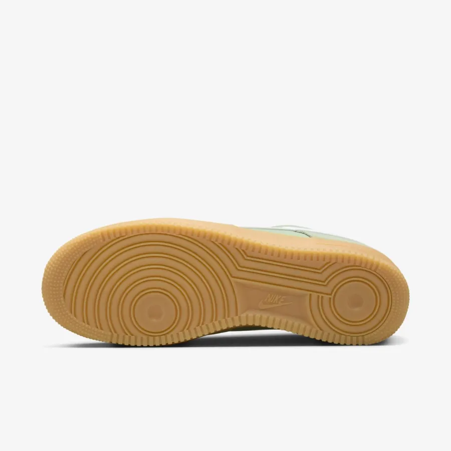 Кросівки Nike Air Force 1 07 Lv8 FQ8714-300