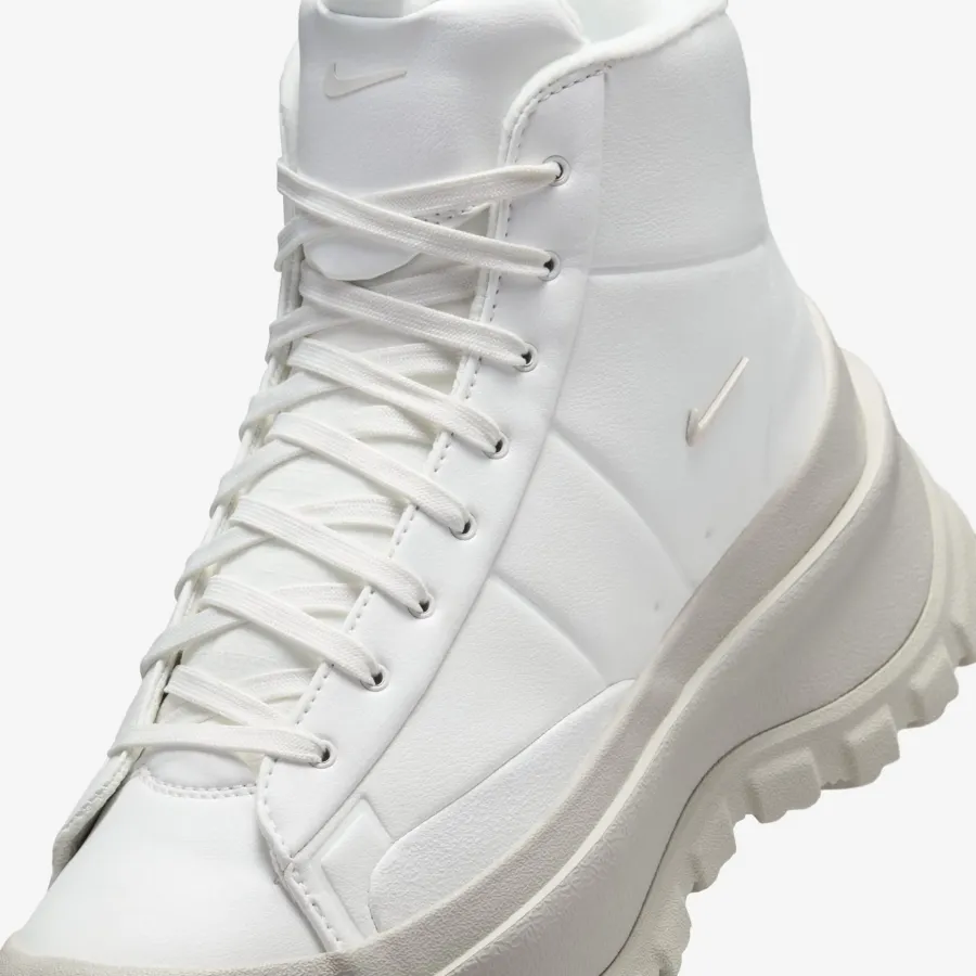 Черевики Nike Blazer Mid Roam FQ9065-100