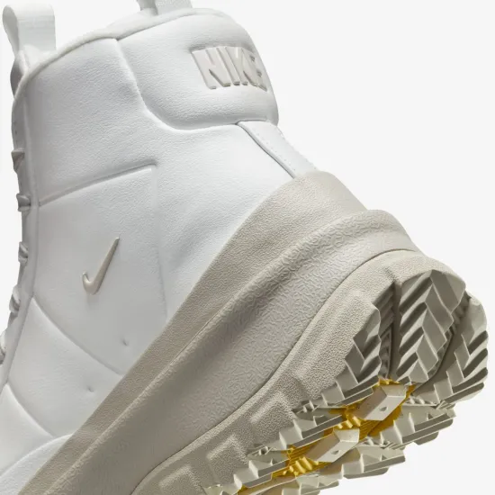 Черевики Nike Blazer Mid Roam FQ9065-100