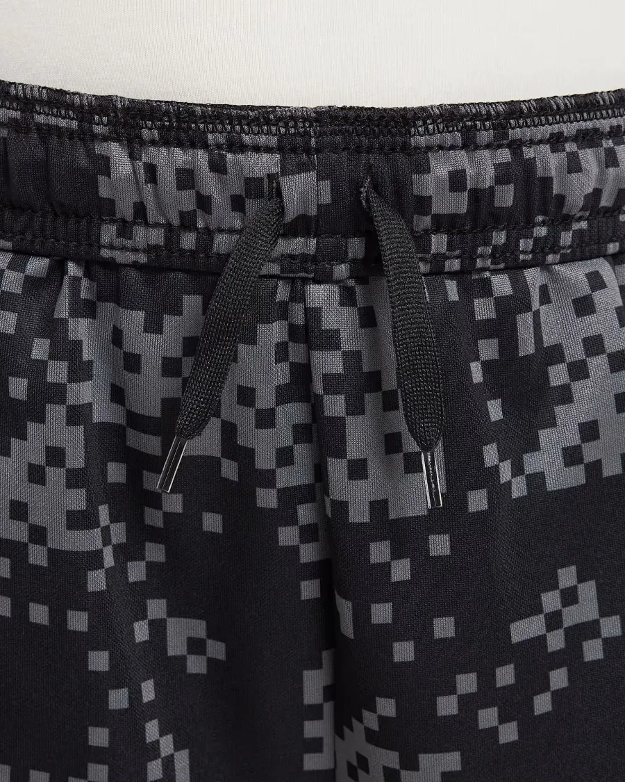 Шорти Nike Academy Pro Dri-FIT Football FV0289-069
